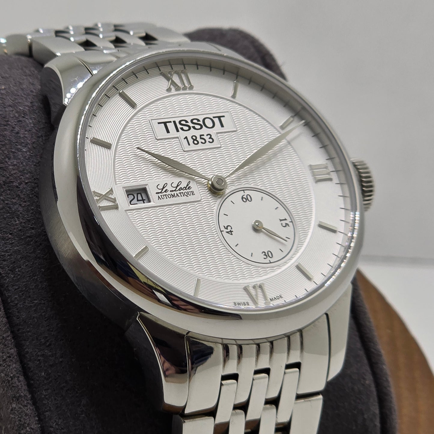 Tissot Le Locle “Petite Seconde” T006.428A