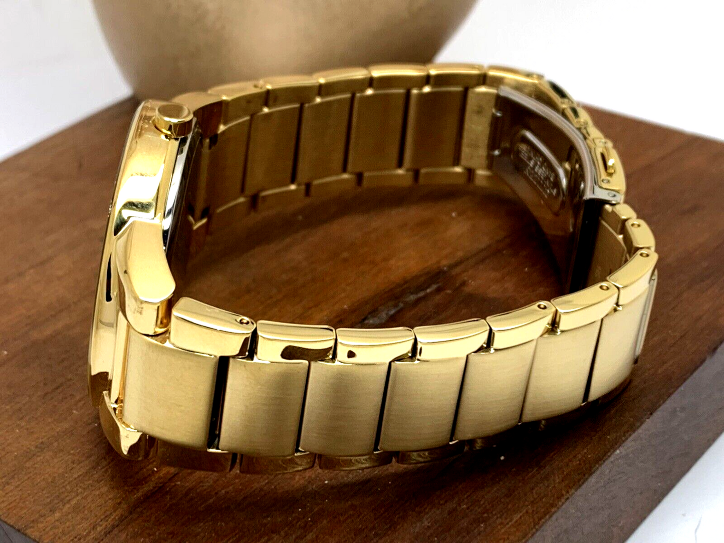 Citizen AU1062-56G – Axiom Collection