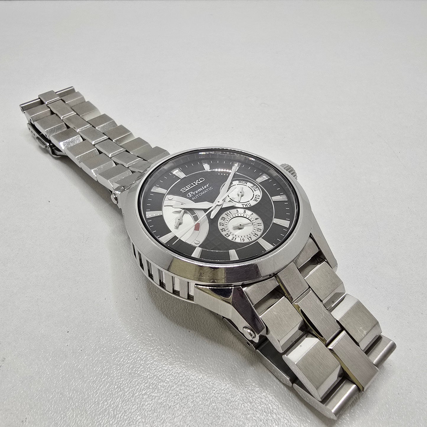 Seiko Premier Automatic 6R20-00A0