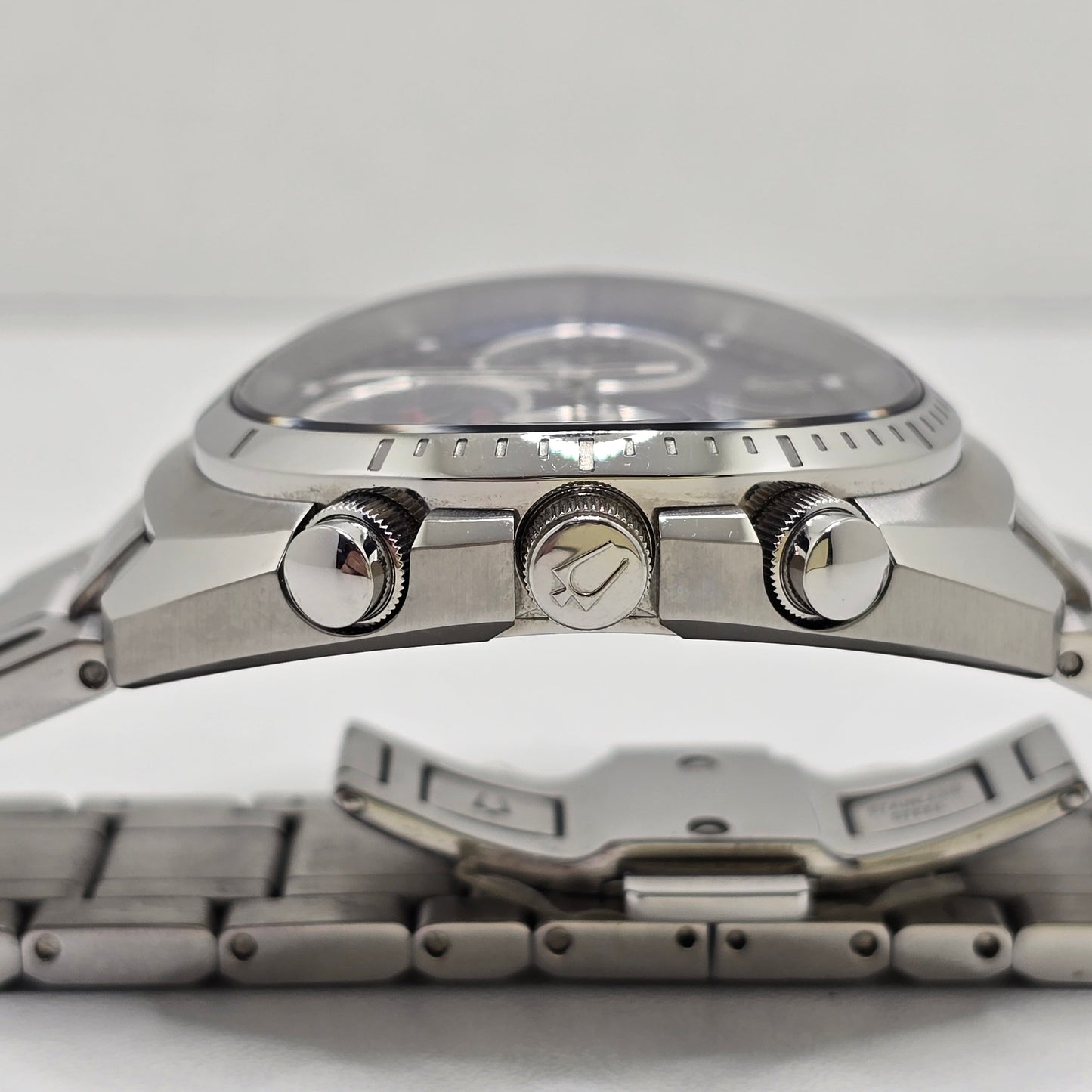 Bulova 96A185 Curv Chrono