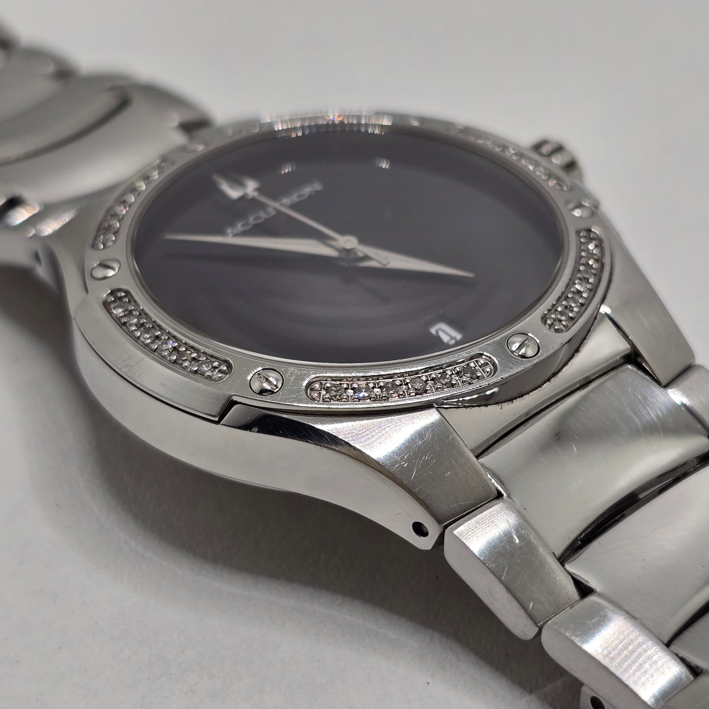 Bulova C852456 Accutron Diamond